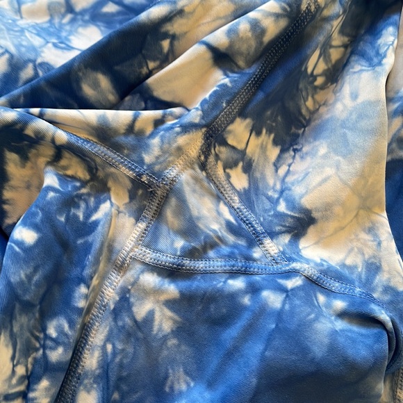 High Waisted Lululemon Leggings - Picture 6 of 8